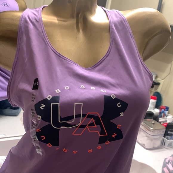 BNWT Underarmour tank top Girls X-Large or can be Women’s small - Picture 2 of 5